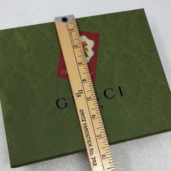 GUCCI Gift Box Green Embossed 9” X 7.5” X 2.5” Box Only - Picture 9 of 12